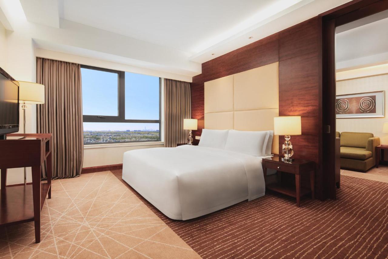Crowne Plaza Beijing International Airport By Ihg Hotel Shunyi Bagian luar foto