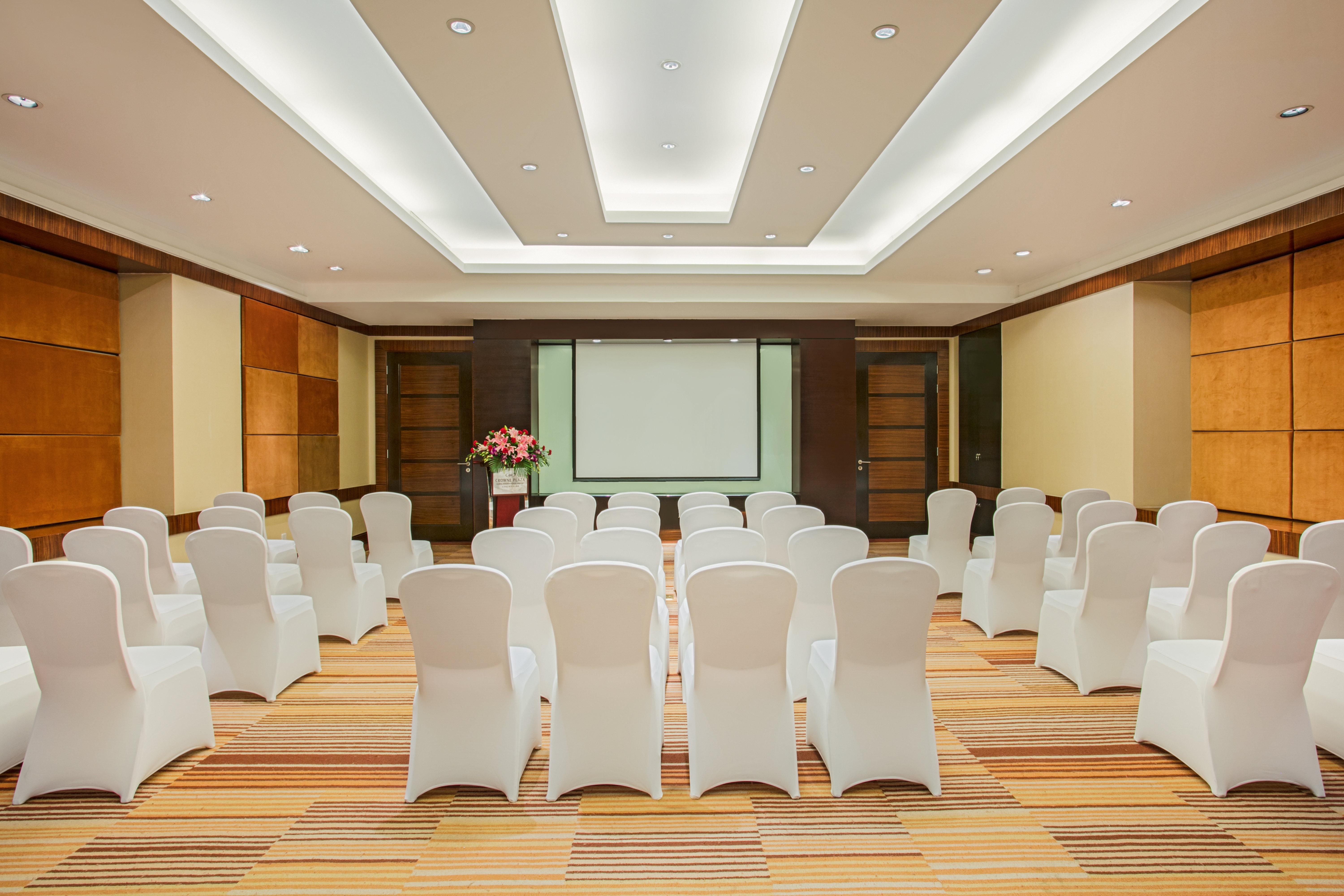 Crowne Plaza Beijing International Airport By Ihg Hotel Shunyi Bagian luar foto