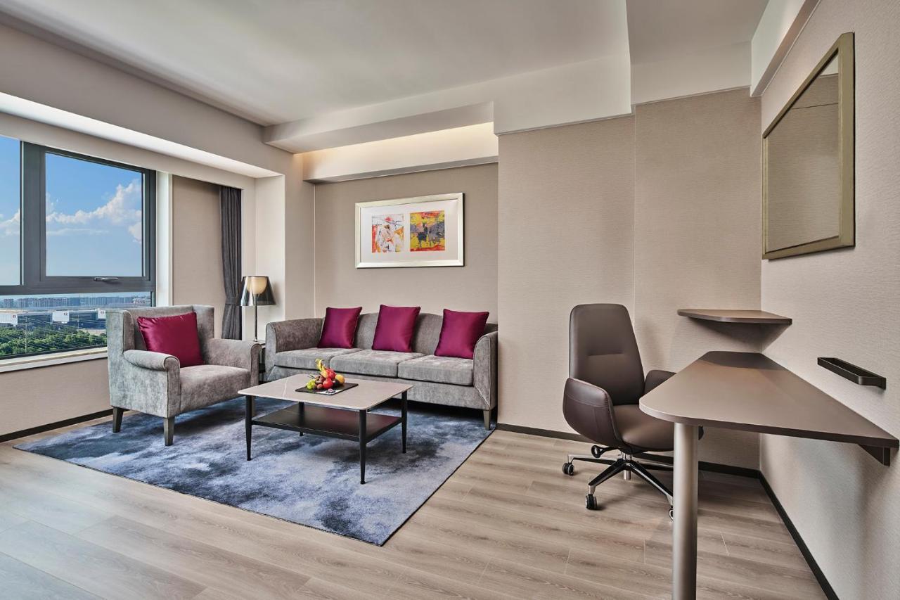 Crowne Plaza Beijing International Airport By Ihg Hotel Shunyi Bagian luar foto